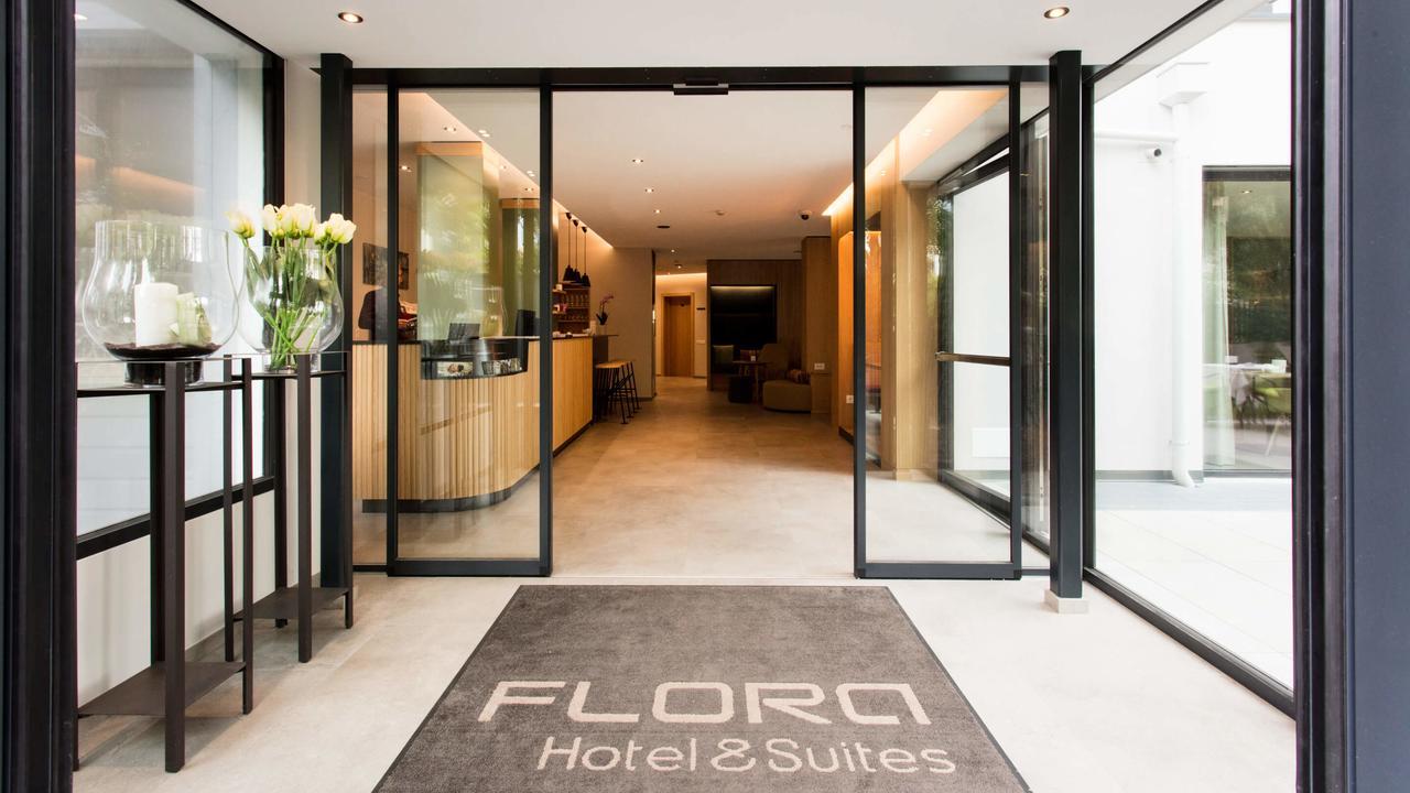 Flora Hotel & Suites Meran Exterior foto